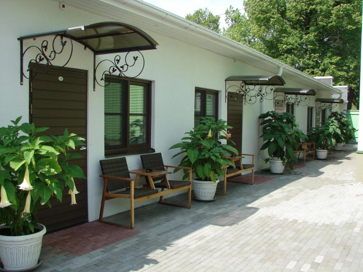 Green Villa Pärnu Buitenkant foto